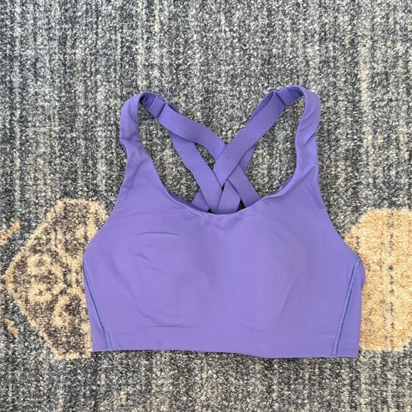 lululemon athletica Energy Sports Bra - Picture 2 of 5
